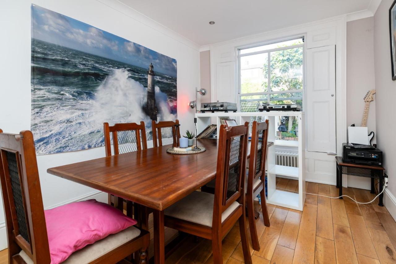 Double Room W/Projector & Garden Hot Tub Londres Extérieur photo