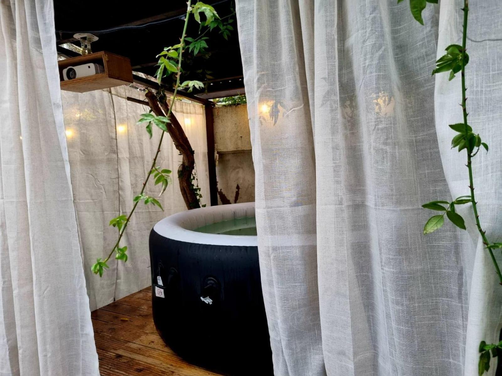 Double Room W/Projector & Garden Hot Tub Londres Extérieur photo